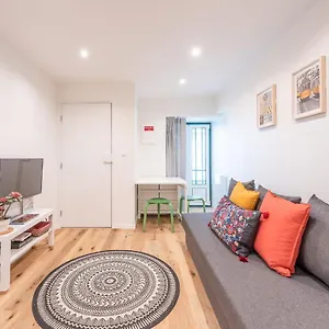 Guestready - Charming Studio- Newly Renovated! Lisboa